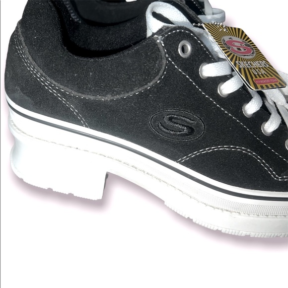 𐙚⋆˚✿˖° Sneakers 👟 𐙚⋆˚✿˖° - Picture 3 of 13